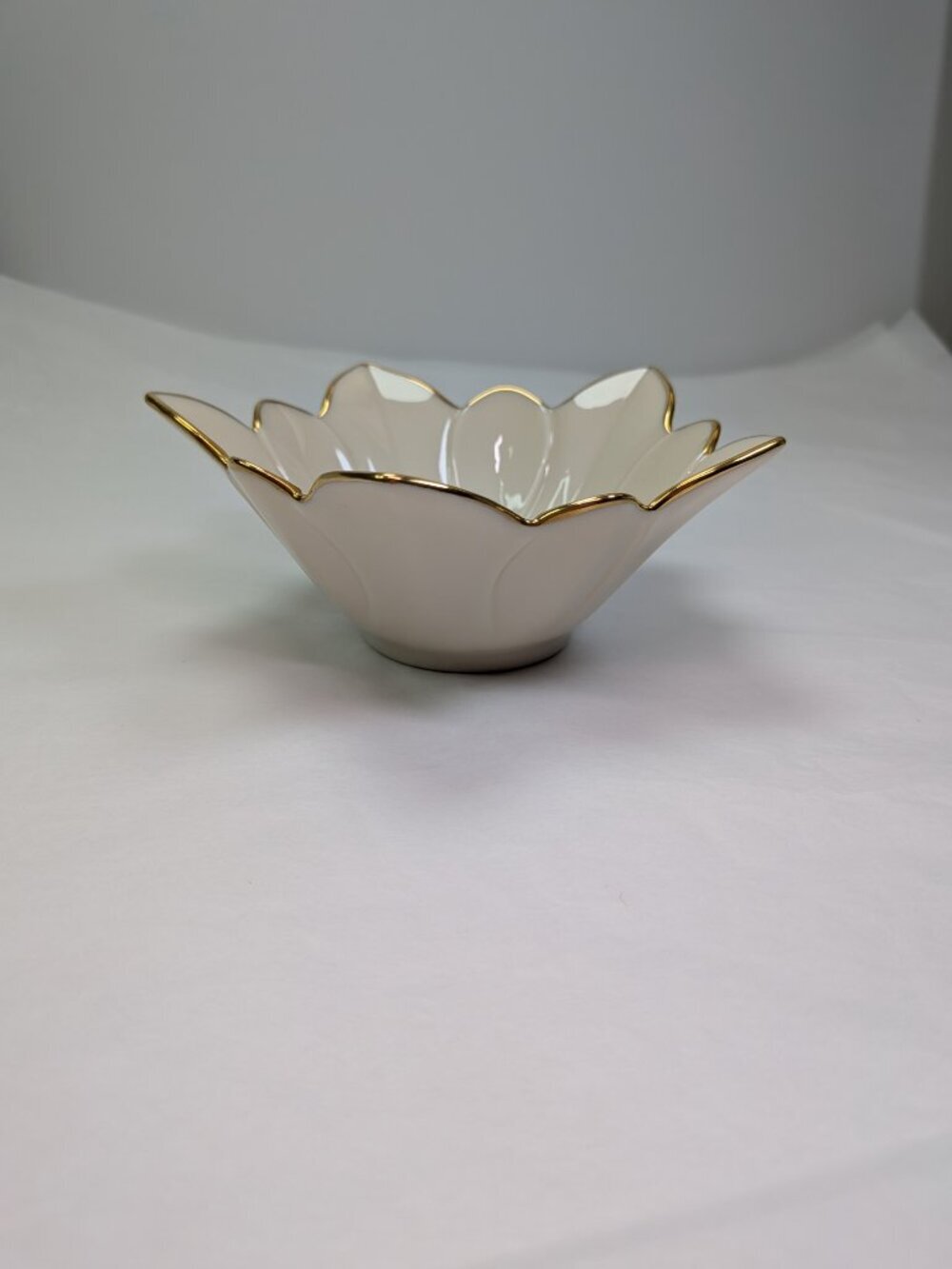 Vintage Lenox Tulip Flower Petal Five Sided Bowl 24k Gold Trim Ivory Riser